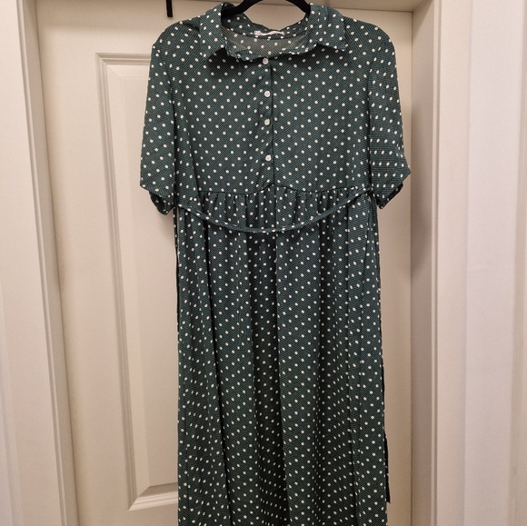 Summery dress - Picture 2 of 4